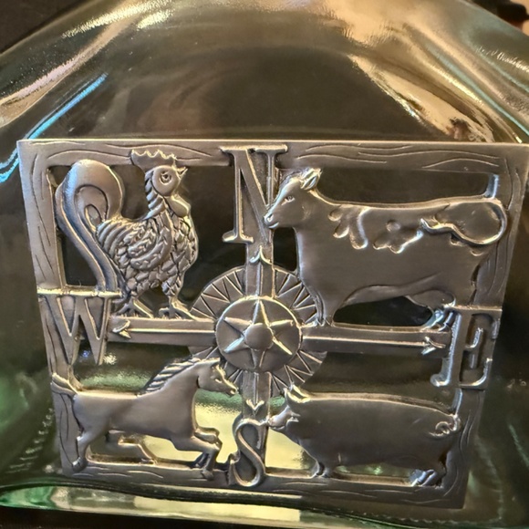 2 Vintage Bottles with Pewter - Picture 2 of 6